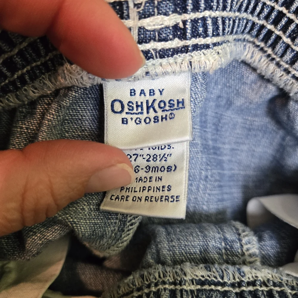 Vintage Oshkosh Baby Jeans With Bear In Car Patch Size‎ 6-9 Months